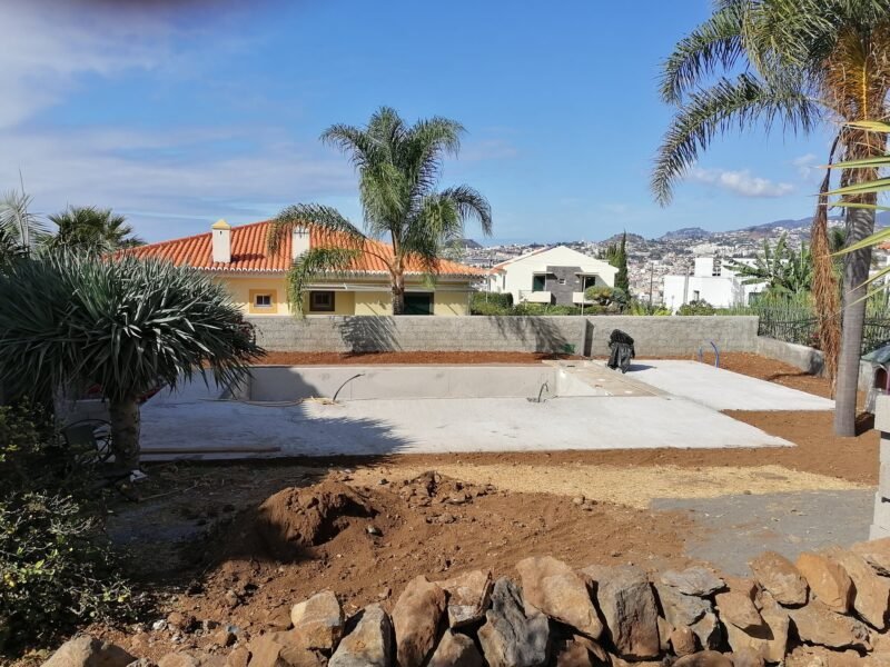 Construção de Piscinas e Lounge