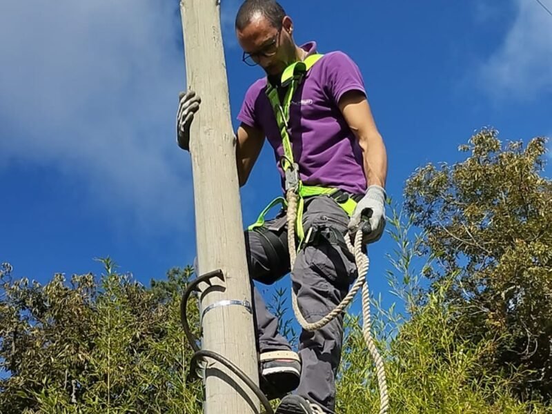 Instalações Elétricas Industriais e Domésticas